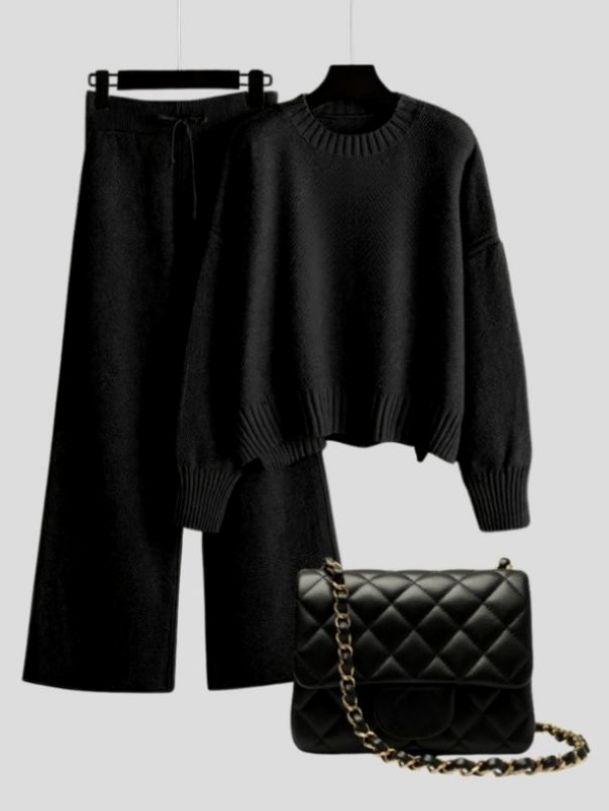 Luxe Knit Set with Strap Chain Bag
